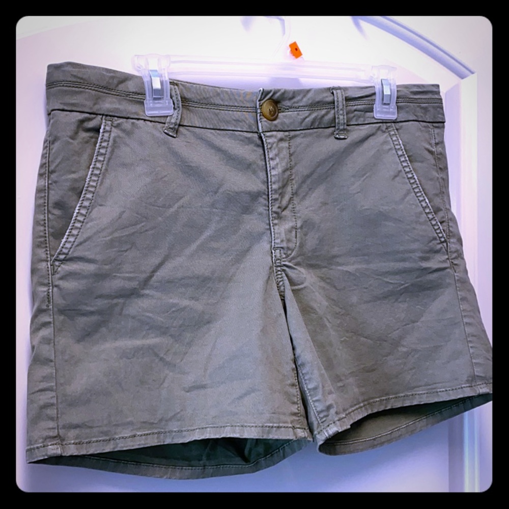 American Eagle Midi Stretch Shorts, Size 12